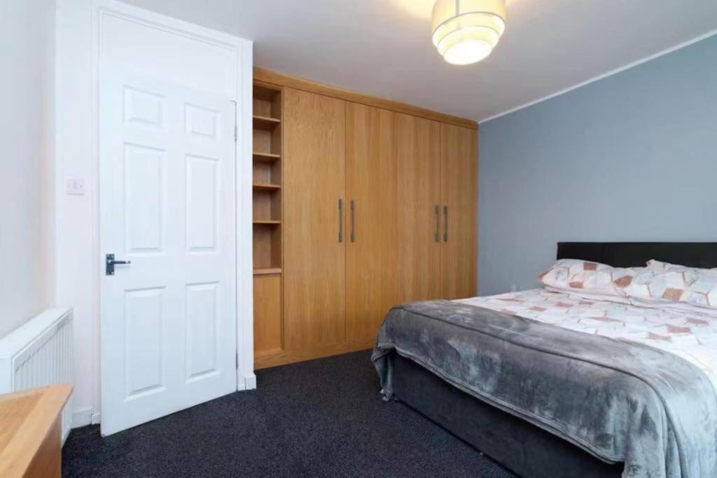 Light-Luxury Flat Lägenhet Glasgow Exteriör bild